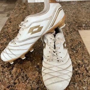 Lotto soccer cleats